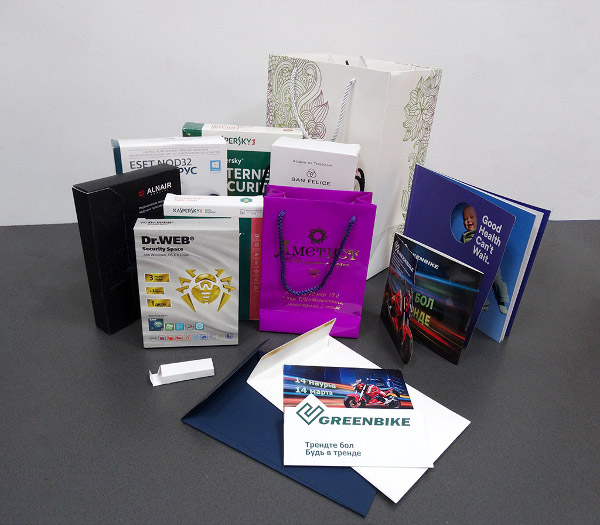 Этикетки необычной формы, коробки, конверты и пакеты не обходятся без вырубки